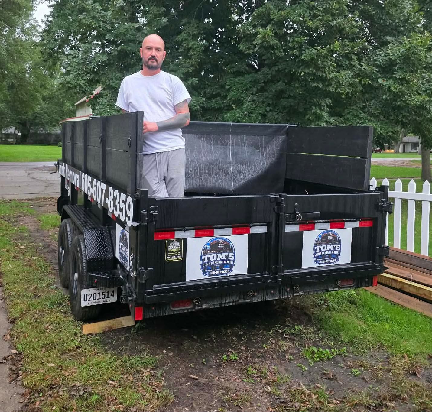 Tom's Junk Removal service